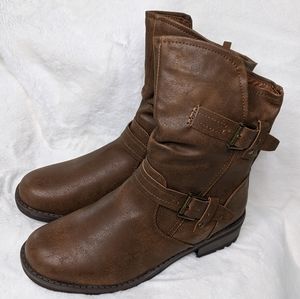 MVE Shoes Forever Brown Boots 8.5 womens NWOT